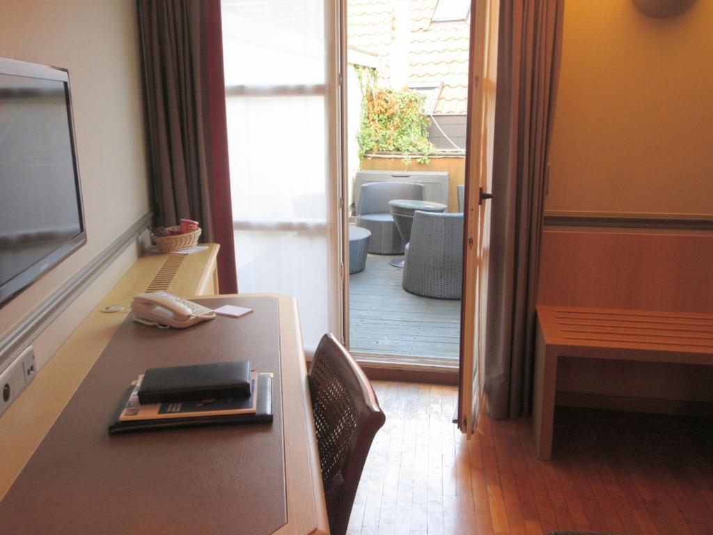 Hotel Le Dixseptieme 4*