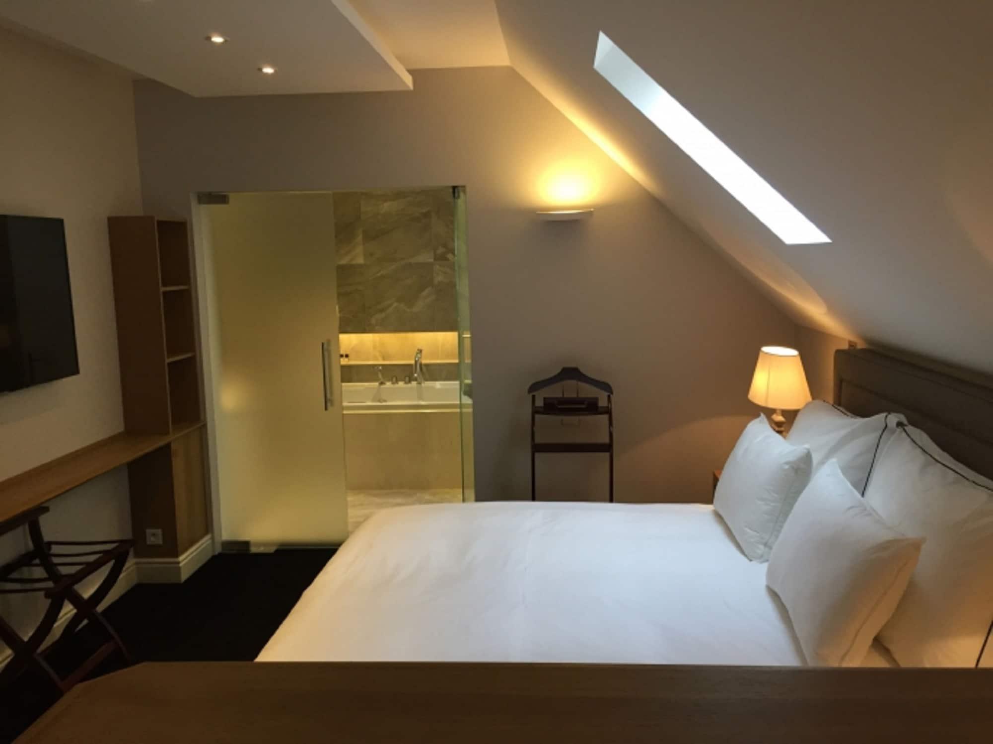 Hotel Le Dixseptieme